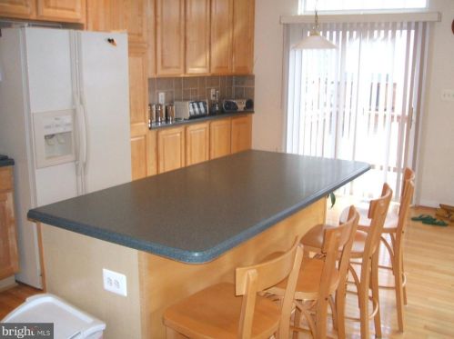 129 Cameron Station Blvd, Alexandria VA  22304-7781 exterior