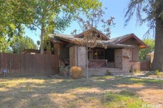 2815 21 St, Sacramento CA  95822-4815 exterior