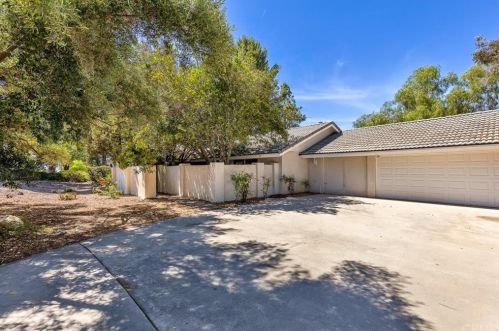 31150 Avenida Del Reposo, Temecula CA 92591-1719 exterior