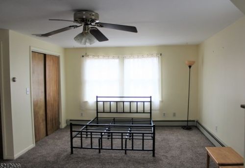 148 Columbus Ave, Hasbrouck Heights NJ 07604-1621 exterior