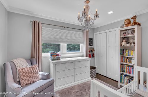 35 Arno St, Oakhurst NJ 07755-1002 exterior