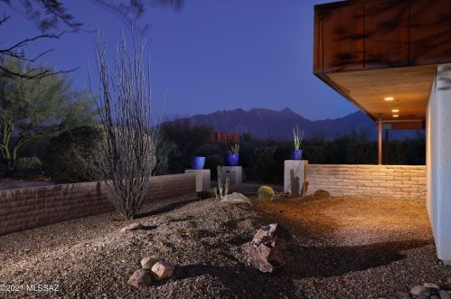 3211 Corte Amarilla, Green Valley AZ 85614-4782 exterior