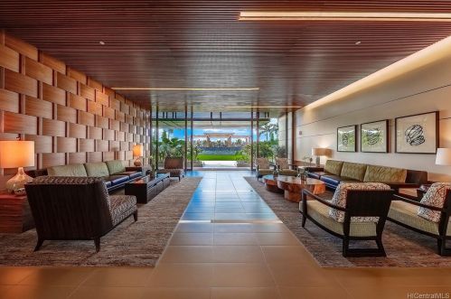 1555 Kapiolani Blvd, Honolulu HI 96814-4553 exterior