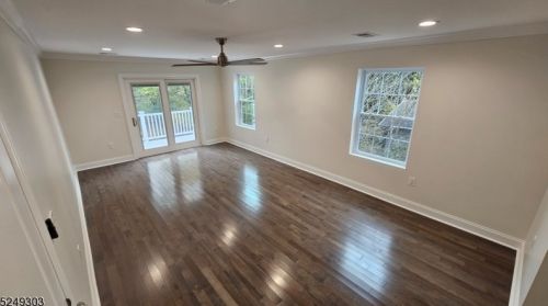 18 Old Stirling Rd, Warren NJ  07059-5810 exterior