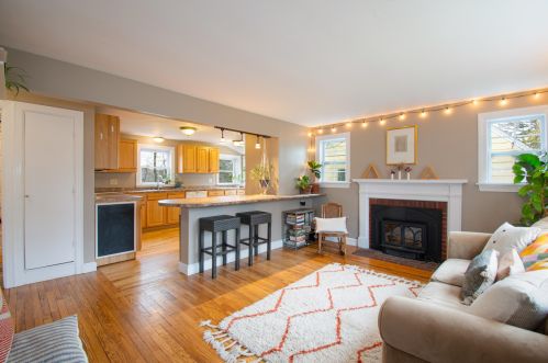 129 Massachusetts Ave, Portland ME  04102-2515 exterior