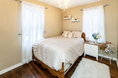 690 Glenbrook Ave, Saint Paul MN 55128-7405 exterior