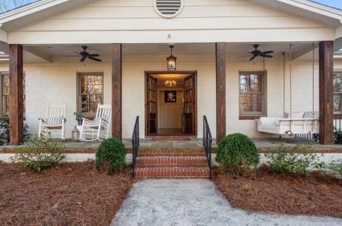 3378 Breton Ct, Atlanta, GA 30319-2407