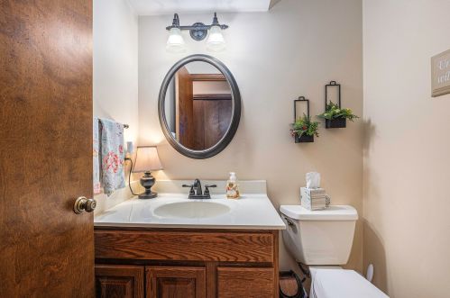 4177 Indian Spg Dr, Wyoming MI exterior