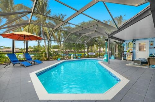 2524 Kings Lk Blvd, Naples FL 34112-5456 exterior