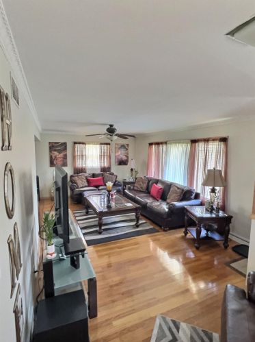 4437 74th St, Milwaukee WI  53218-5429 exterior