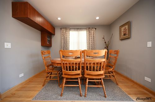 3807 Odell Ave, Chicago IL 60634-3404 exterior