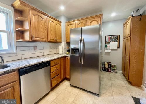 2020 Rowland St, Riverton NJ 08077-1858 exterior