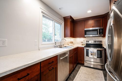 2944 90th St, Milwaukee WI  53222-4613 exterior