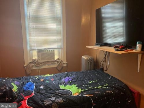 5203 Ditman St, Philadelphia PA 19135-2204 exterior