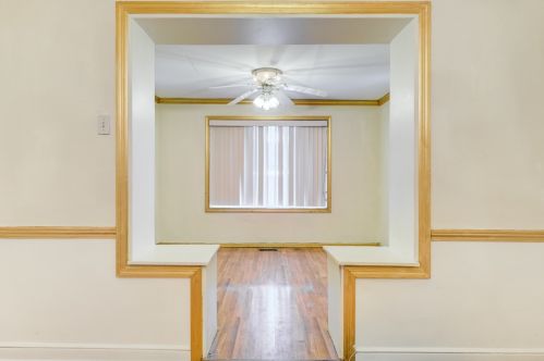 8748 Dorchester Ave, Chicago IL 60619-7010 exterior