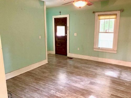 24 Arbutus Ave, Defuniak Springs FL 32435-2426 exterior