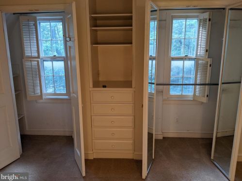 4855 Reservoir Rd, Washington DC  20007-1543 exterior