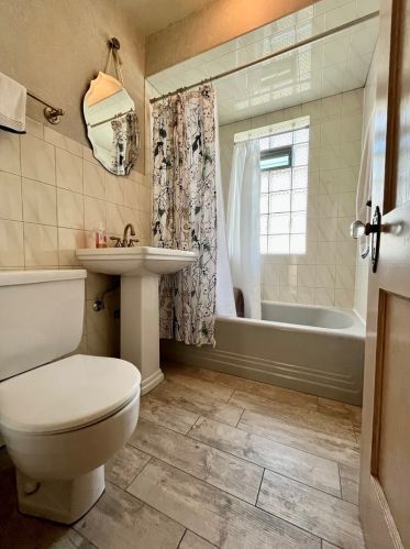 9308 Trumbull Ave, Chicago IL 60655-3326 exterior