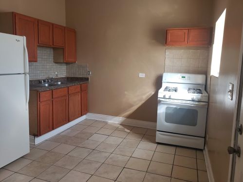 1315 Spaulding Ave, Chicago IL 60623-1714 exterior