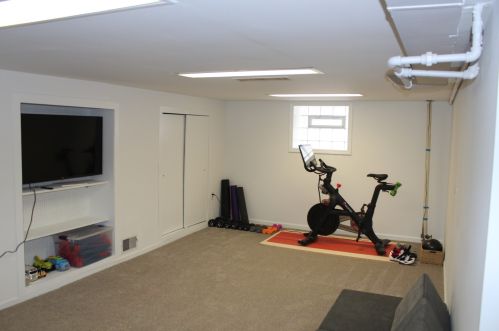 6714 Thorndale Ave, Chicago IL 60631-3149 exterior