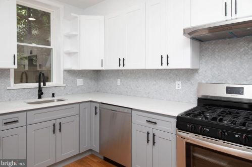 2005 Cleveland St, Philadelphia PA  19121-1501 exterior