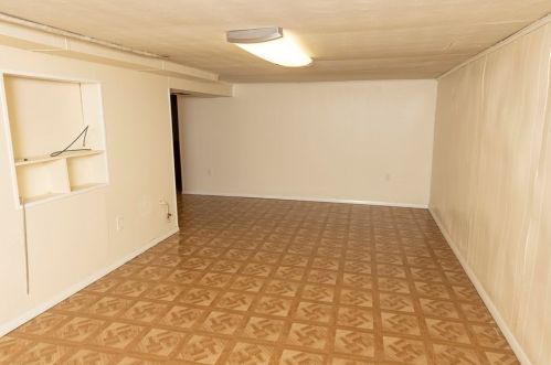 35 Anne St, Springfield MA 01104-2236 exterior