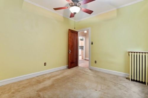 5004 Tripp Ave, Chicago IL 60630-2724 exterior