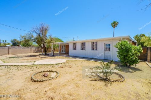 732 Camino Seco, Tucson AZ  85710-2628 exterior