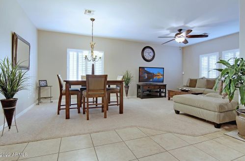 27105 52nd Ave, Phoenix AZ  85083-6313 exterior