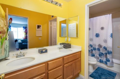 2979 Cyn Ave, San Diego CA 92123-4653 exterior