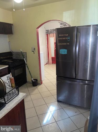 222 Albanus St, Philadelphia PA 19120-3506 exterior