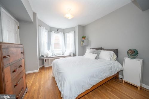 1309 Dickinson St, Philadelphia PA 19147-6221 exterior