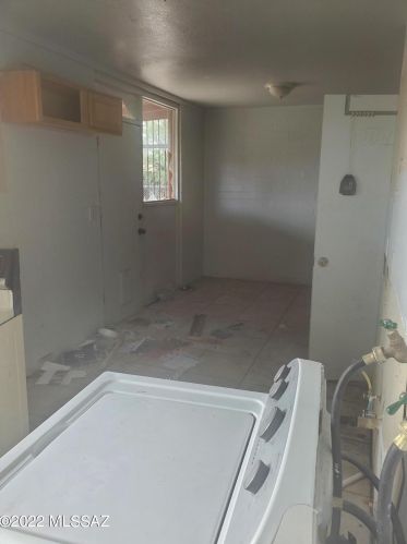 5104 29 St, Tucson AZ 85711-6308 exterior