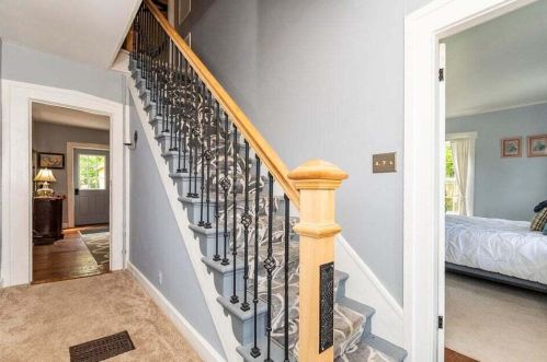 514 Kalamazoo St, Paw Paw MI 49079-1130 exterior