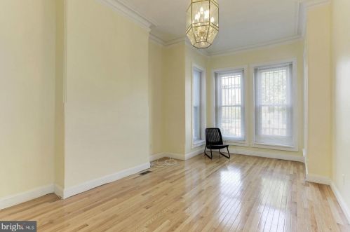 1915 11th St, Washington DC  20001-4113 exterior