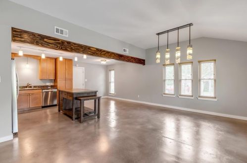 7300 Danwood Dr, Austin TX 78759-3755 exterior