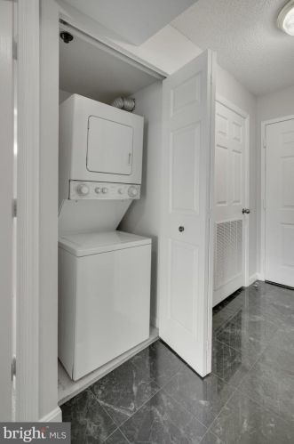 2181 Jamieson Ave, Alexandria VA 22314-5747 exterior