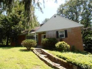 662 Pne Top Trl, Bethlehem PA  18017-1833 exterior