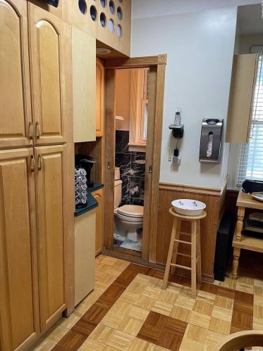 1804 Bussing Ave, Bronx NY 10466-2032 exterior