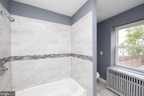 414 Spruce St, Camden NJ 08106-1620 exterior