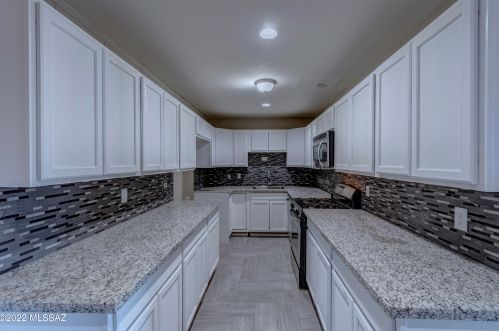 5852 30 St, Tucson AZ 85713-3606 exterior