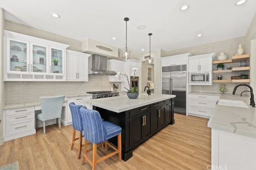 2440 Bronzewood Dr, Tustin CA  92782-4321 exterior