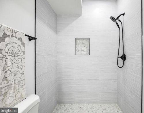 1732 Montello Ave, Washington DC 20002-7821 exterior