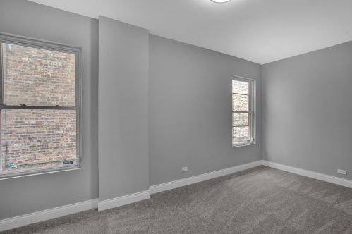 7351 Michigan Ave, Chicago IL 60619-5603 exterior