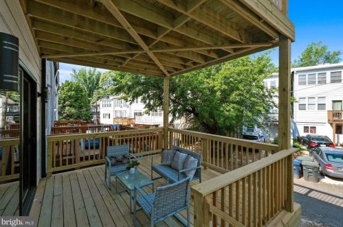 2410 37th St, Washington DC  20007-1835 exterior