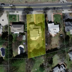 1364 Commonwealth Ave, Newton MA 02465-2915 aerial view