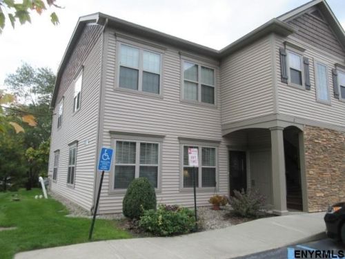 73 Saratoga Rd, Schenectady, NY 12302-3400