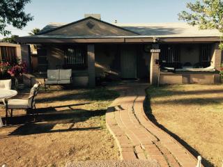 3006 Villa St, Phoenix AZ  85009-4309 exterior