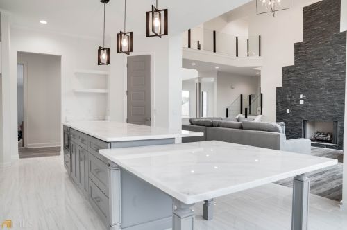 4612 Mossey Dr, Lithonia GA 30038-7725 exterior