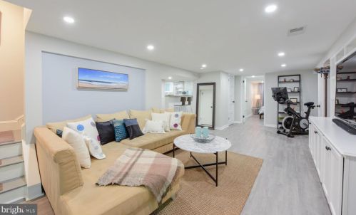 7418 Cedar Ave, Silver Spring MD 20912-4246 exterior